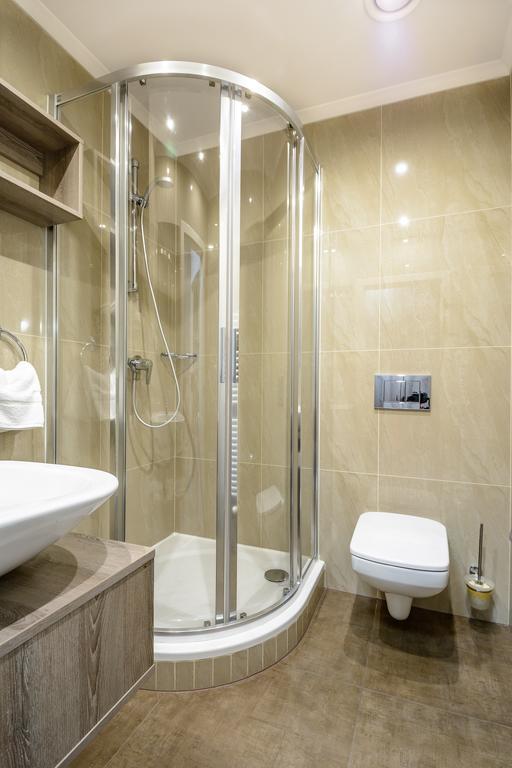 Alexander Otel Stříbro Dış mekan fotoğraf